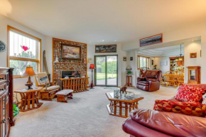 Unique Home with Beautiful Mtn Views!